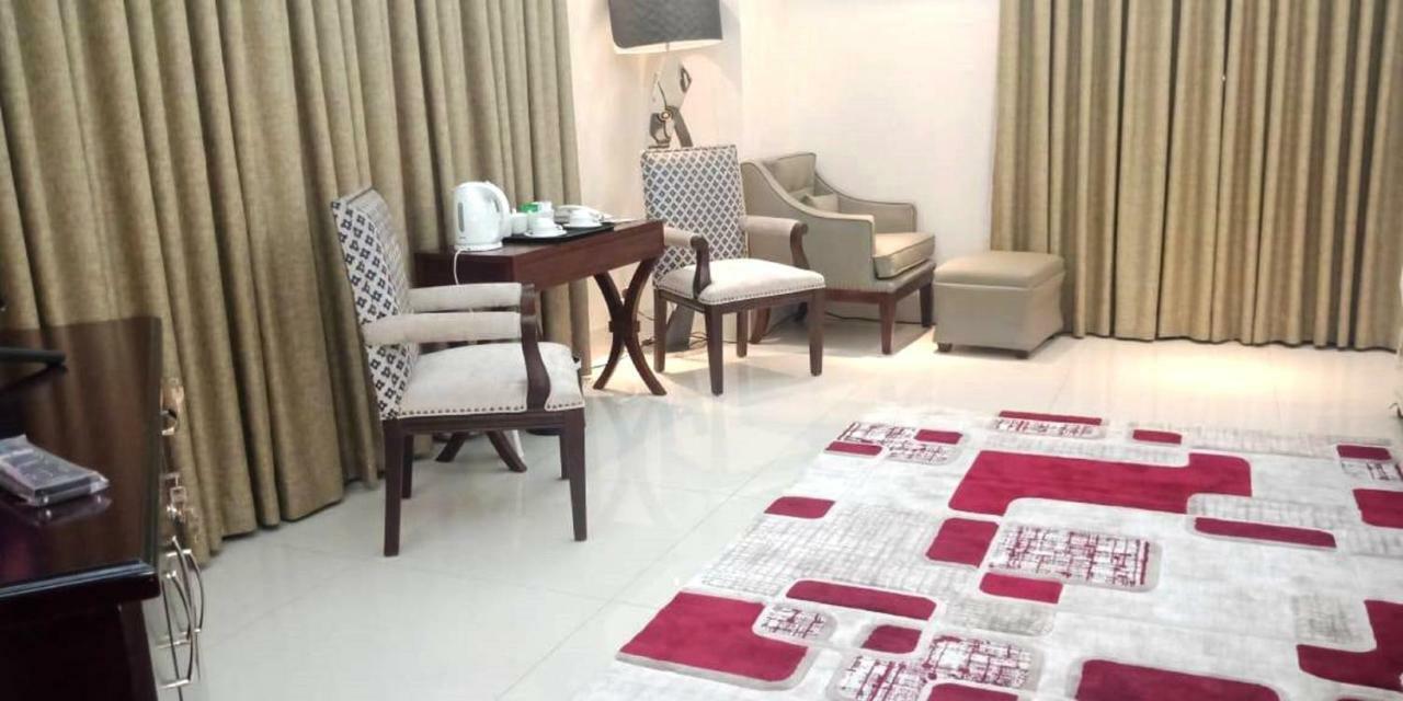 The Royal Paradise Dhaka Extérieur photo