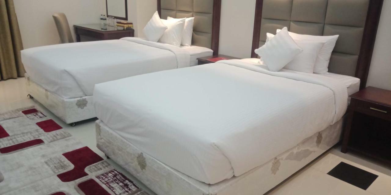 The Royal Paradise Dhaka Extérieur photo